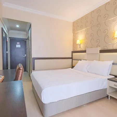 Отель Wien Star Hotel, Adults Only