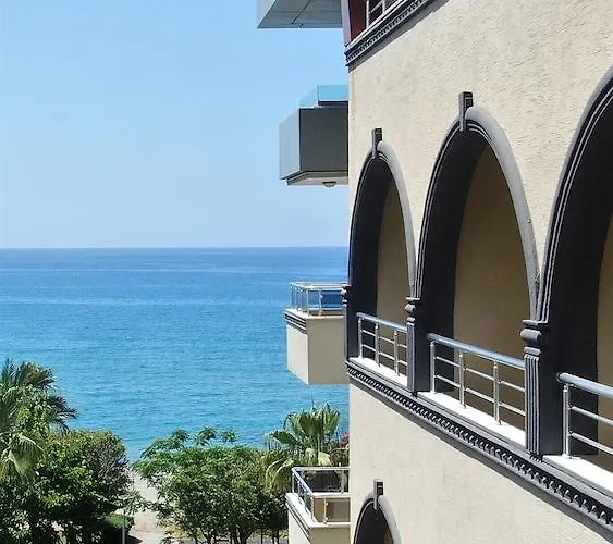 Wien Star Hotel, Adults Only Отель Алания